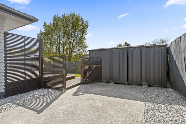 Photo of property in 73a Awaroa Road, Helensville, 0800