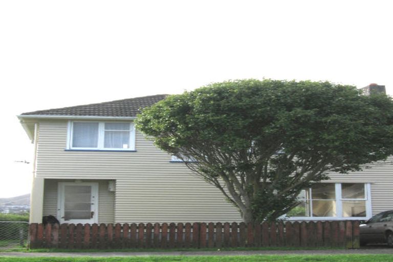 Photo of property in 105-111 Bedford Street, Cannons Creek, Porirua, 5024