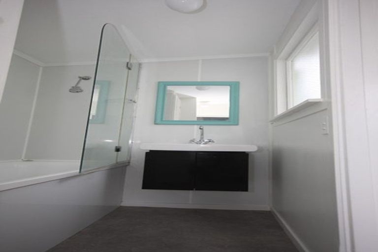 Photo of property in 76 Oram Avenue, New Brighton, Christchurch, 8061