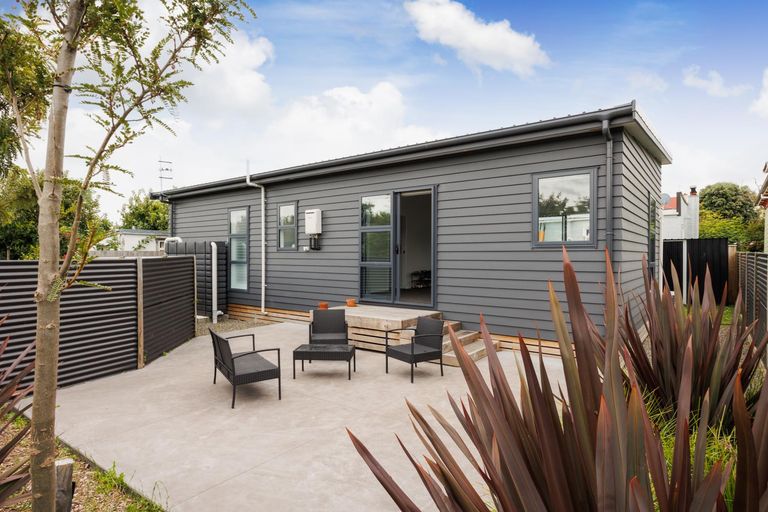 Photo of property in 40 Rongopai Street, Palmerston North, 4414