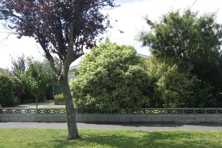 Photo of property in 16 Kaiwara Street, Hoon Hay, Christchurch, 8025