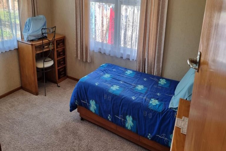 Photo of property in 240 Ngatai Road, Otumoetai, Tauranga, 3110