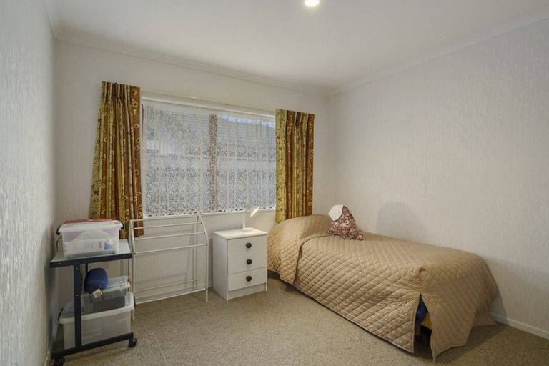 Photo of property in 15 San Priamo Place, Paraparaumu Beach, Paraparaumu, 5032