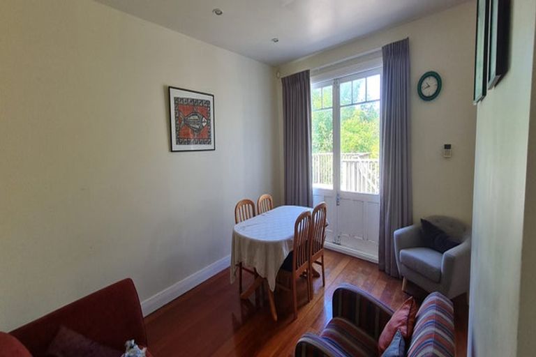 Photo of property in 102 Standen Street, Karori, Wellington, 6012