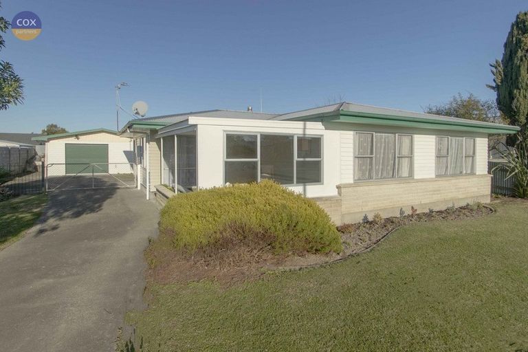 Photo of property in 19 Fife Crescent, Tamatea, Napier, 4112