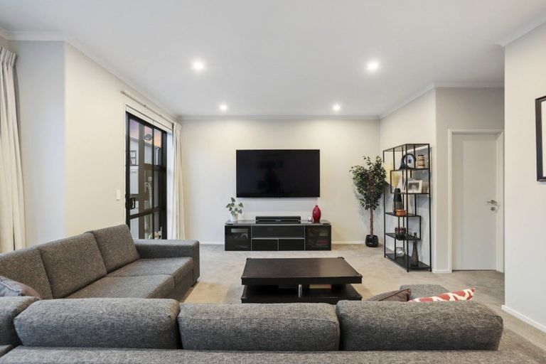 Photo of property in 20 Grey Warbler Road, Hobsonville, Auckland, 0616