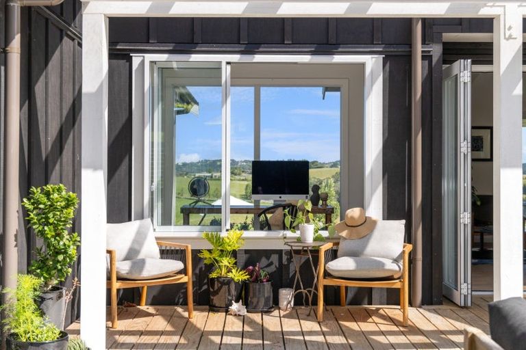 Photo of property in 345 Green Road, Matakana, Warkworth, 0985