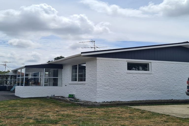 Photo of property in 1/83 Harris Street, Pukekohe, 2120