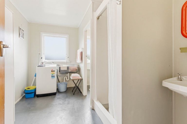 Photo of property in 33 Kennedy Road, Fairfield, Dunedin, 9018