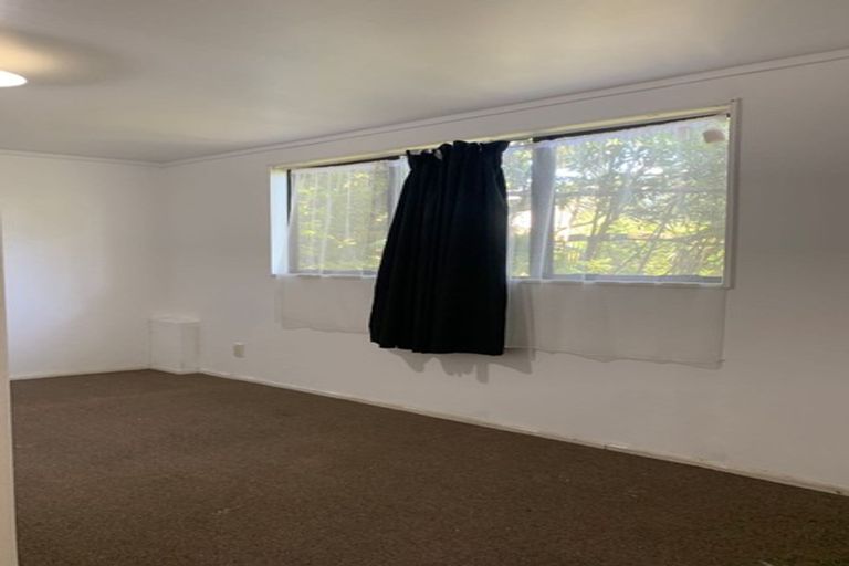 Photo of property in 4/20 Reid Road, New Lynn, Auckland, 0600