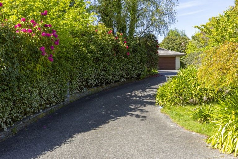Photo of property in 14 Glen Mohr, Acacia Bay, Taupo, 3385