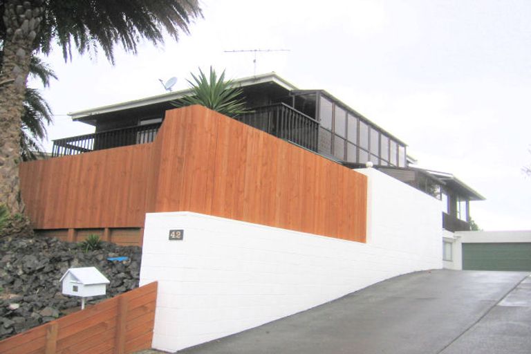 Photo of property in 1/42a Hastings Road, Mairangi Bay, Auckland, 0630