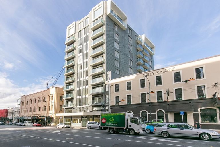 Photo of property in Bellagio Apartments, 2b/39 Taranaki Street, Te Aro, Wellington, 6011