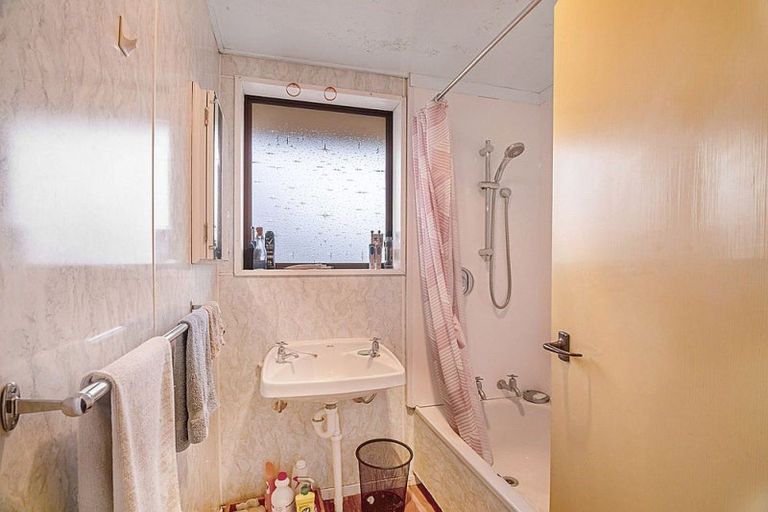 Photo of property in 7 Waenga Drive, Cromwell, 9310