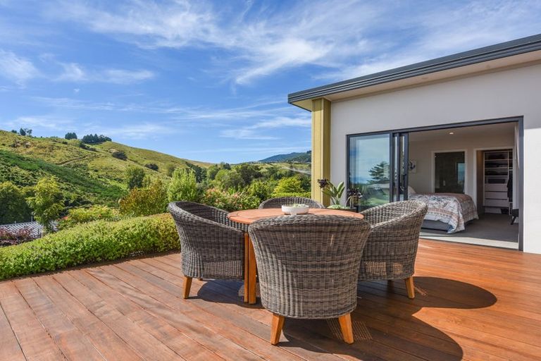 Photo of property in 18 Hill Tops Way, Stoke, Nelson, 7011