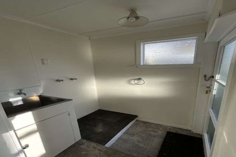 Photo of property in 26b Leighton Avenue, Waiwhetu, Lower Hutt, 5010