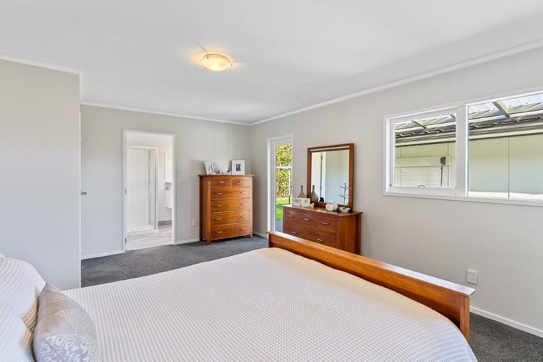 Photo of property in 43 Te Horo Hautere Cross Road, Te Horo, Otaki, 5582