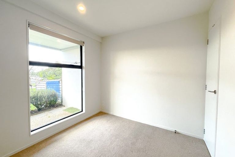 Photo of property in 38 Memorial Park Lane, Hobsonville, Auckland, 0618