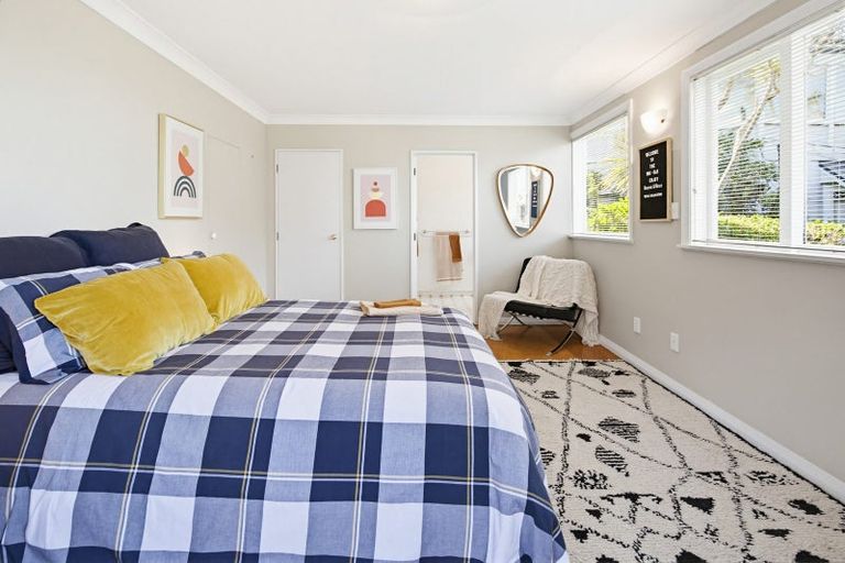 Photo of property in 2 Waipapa Road, Hataitai, Wellington, 6021