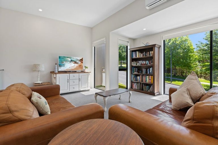 Photo of property in 11/12 Westmorland Rise, Bethlehem, Tauranga, 3110