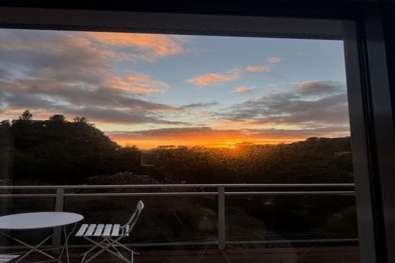 Photo of property in 3/27 The Rigi, Northland, Wellington, 6012