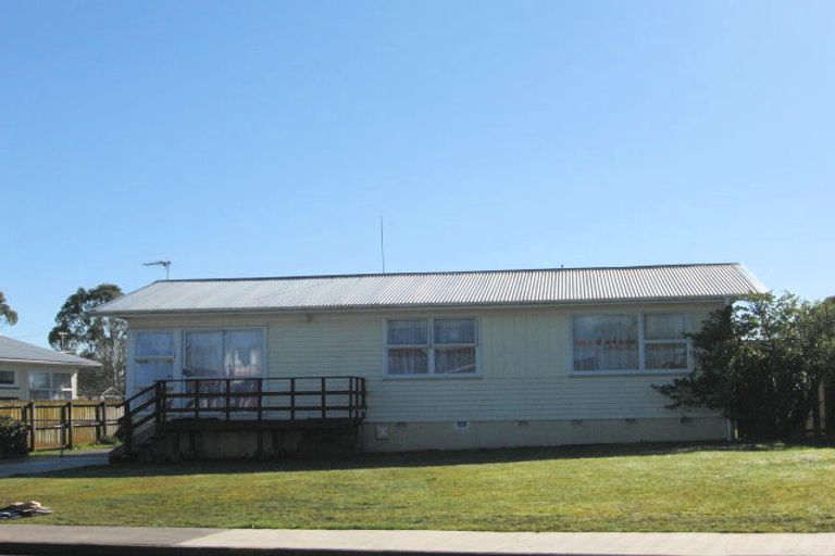 Photo of property in 106 Cargill Street, Papakura, 2110