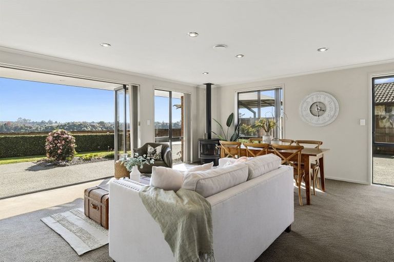 Photo of property in 12 Kakapo Place, Pyes Pa, Tauranga, 3112