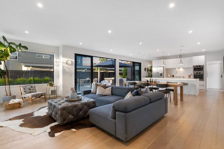 Photo of property in 32 Defender Crescent, Beachlands, Auckland, 2018