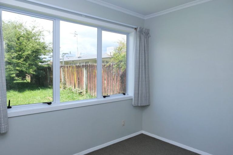 Photo of property in 22a Sussex Street, Levin, 5510