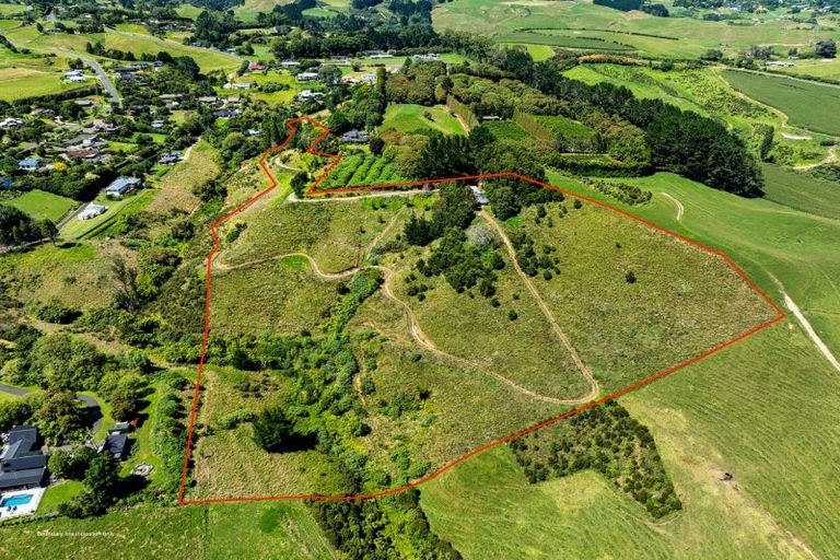 Photo of property in 359ra Kaitemako Road, Welcome Bay, Tauranga, 3175