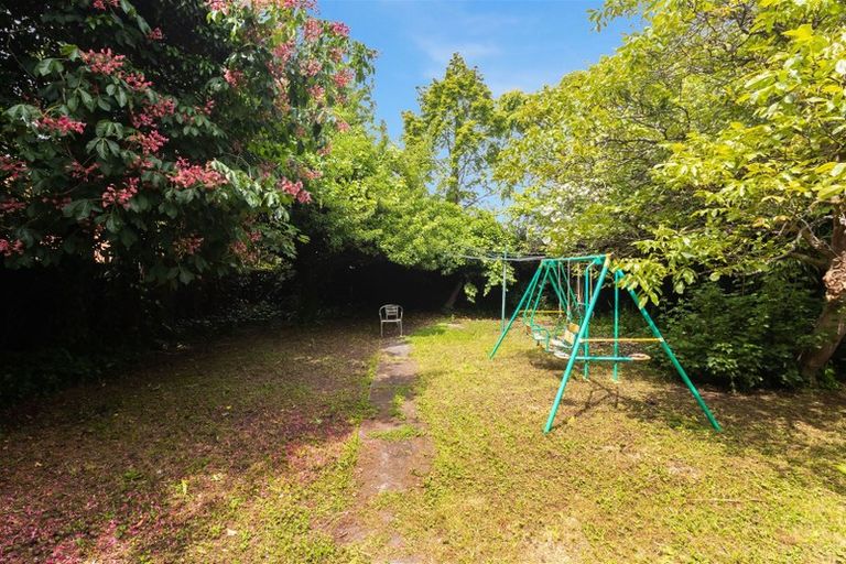 Photo of property in 102 Warrington Street, Mairehau, Christchurch, 8013