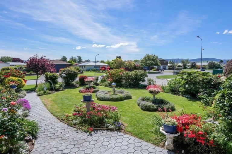 Photo of property in 150 Hagart-alexander Drive, Mosgiel, 9024