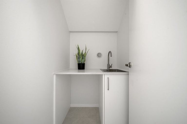 Photo of property in 34b Ian Sage Avenue, Torbay, Auckland, 0630