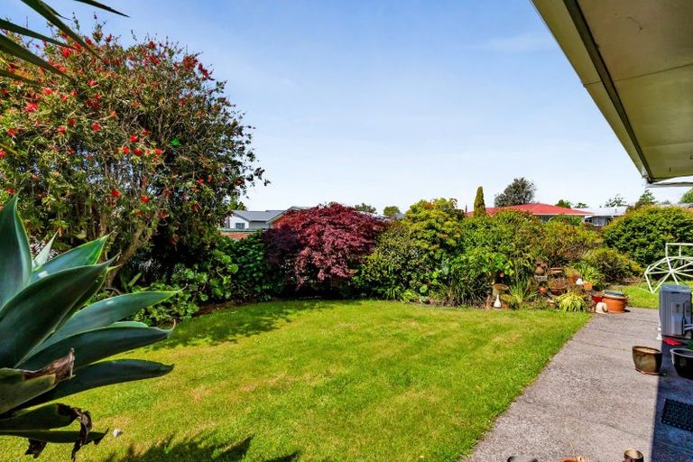 Photo of property in 1 Tainui Terrace, Inglewood, 4330