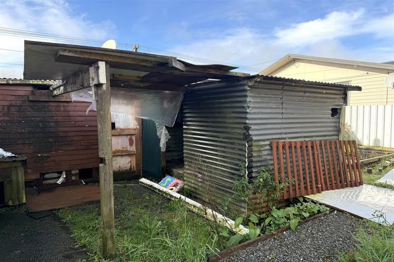 Photo of property in 61 Ranfurly Street, Runanga, 7803