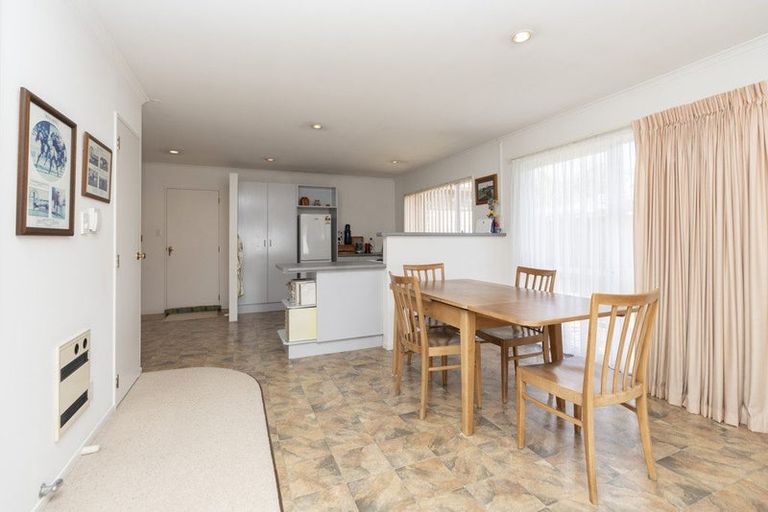 Photo of property in 44 Galloway Street, Hamilton East, Hamilton, 3216