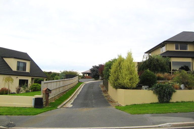 Photo of property in 8 Duxford Crescent, Fairfield, Dunedin, 9018