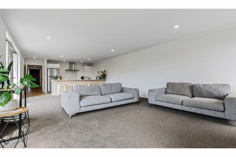 Photo of property in 5 George Square West, Wigram, Christchurch, 8025