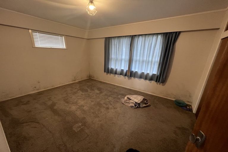 Photo of property in 5 Bellfield Road, Opaheke, Papakura, 2113