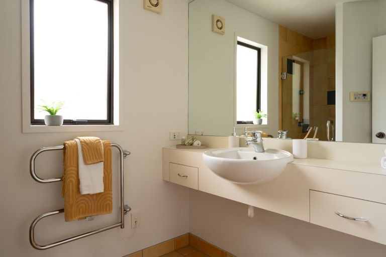 Photo of property in 224 Staithes Drive South, Whitby, Porirua, 5024