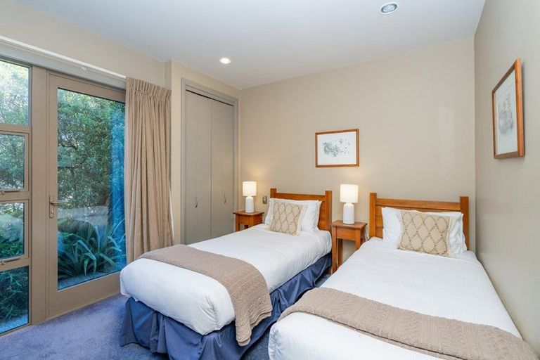 Photo of property in Lake Street Apartments, 10/8 Lake Street, Queenstown, 9300