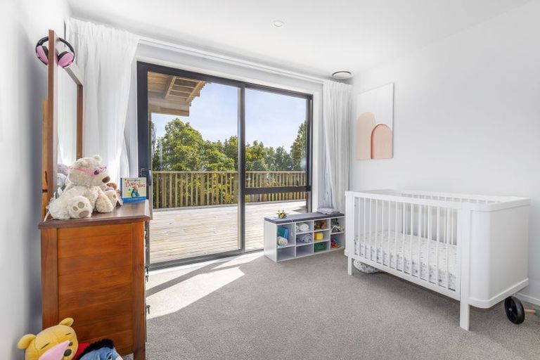 Photo of property in 94 Kotare Street, Waikanae, 5036