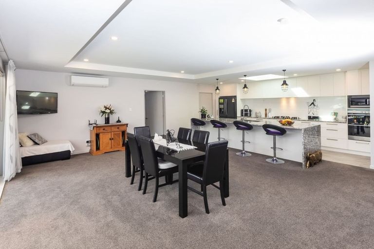 Photo of property in 8 Davaar Crescent, Broomfield, Christchurch, 8042