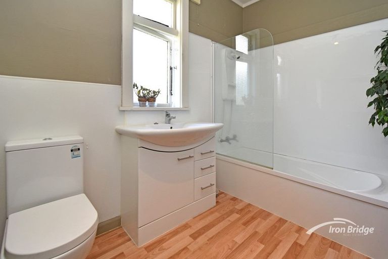 Photo of property in 259 Edgeware Road, Edgeware, Christchurch, 8013