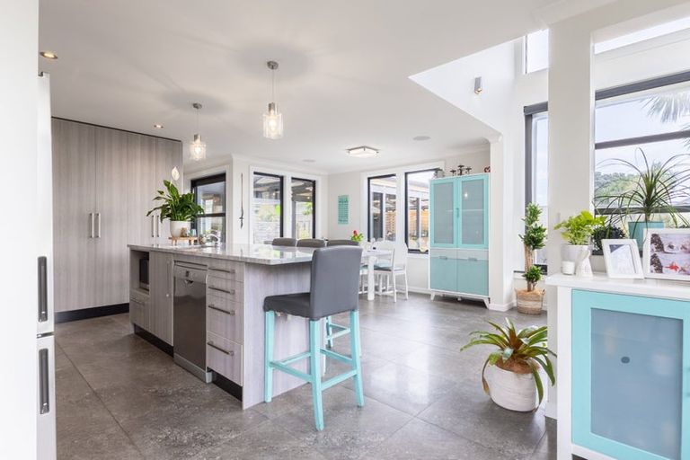 Photo of property in 79b Golf Road, Paraparaumu Beach, Paraparaumu, 5032