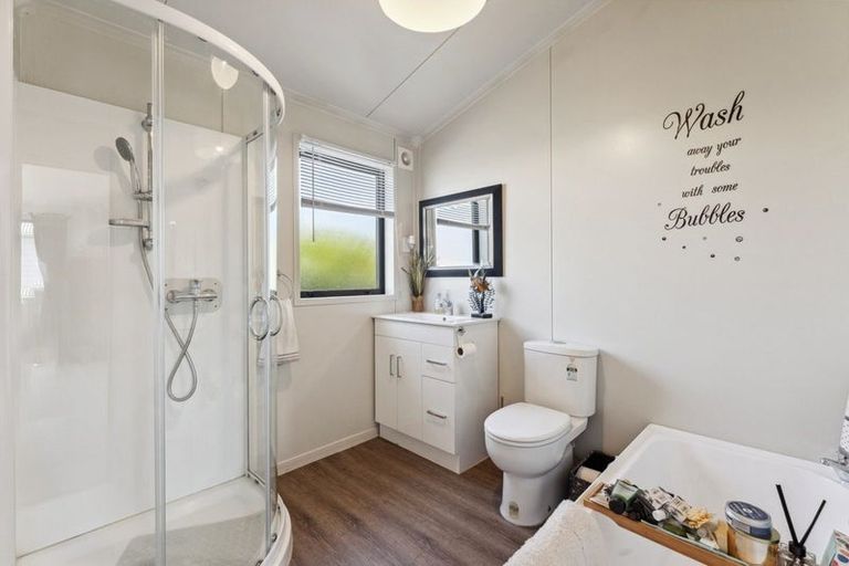 Photo of property in 68 Grey Street, Woodville, 4920