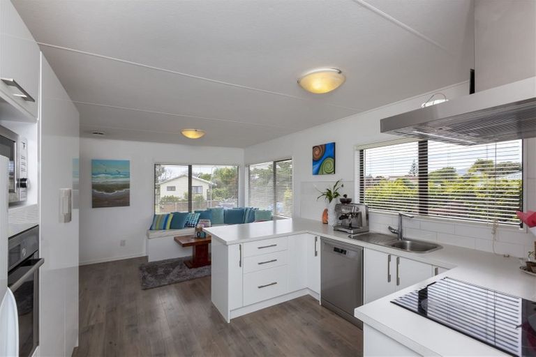 Photo of property in 26 Langdale Avenue, Paraparaumu, 5032