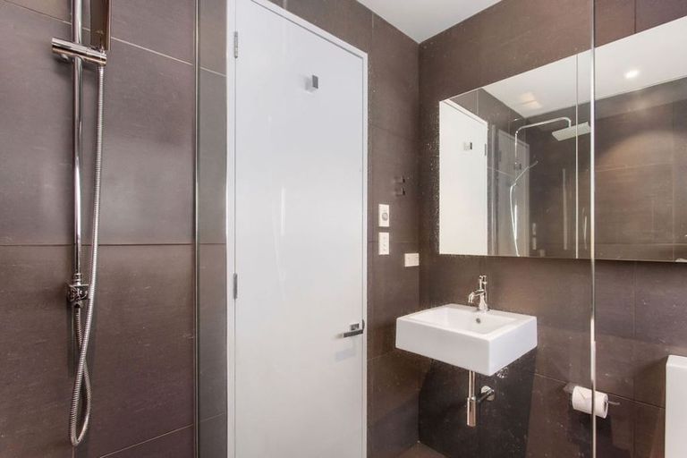 Photo of property in 114 Caledonian Road, St Albans, Christchurch, 8014