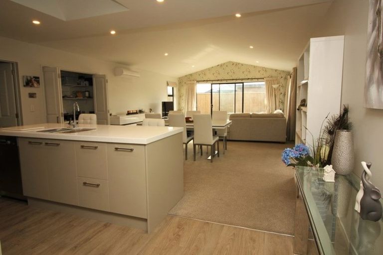 Photo of property in 6 Genoa Avenue, Rolleston, 7614