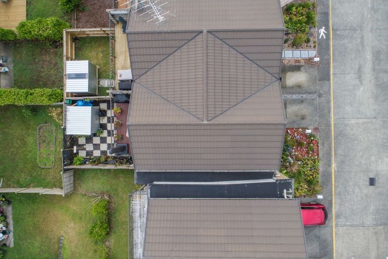 Photo of property in St Claire Village, 11/172 Mcleod Road, Te Atatu South, Auckland, 0610